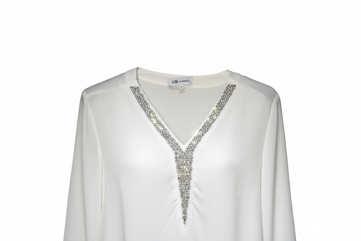 Bluse mit Borte am Ausschnitt